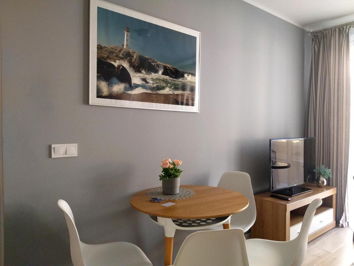 Apartament Ikar - 2 Pokojowy Przy Morzu Z Balkonem Pobierowo Eksteriør bilde
