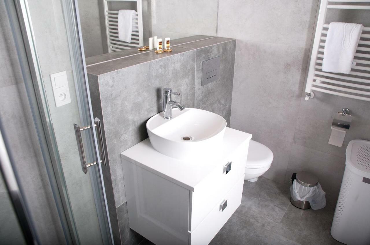 Apartament Ikar - 2 Pokojowy Przy Morzu Z Balkonem Pobierowo Eksteriør bilde